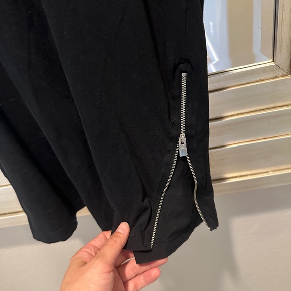 Zara size small shirt with zippers on sides - Picture 3 of 6